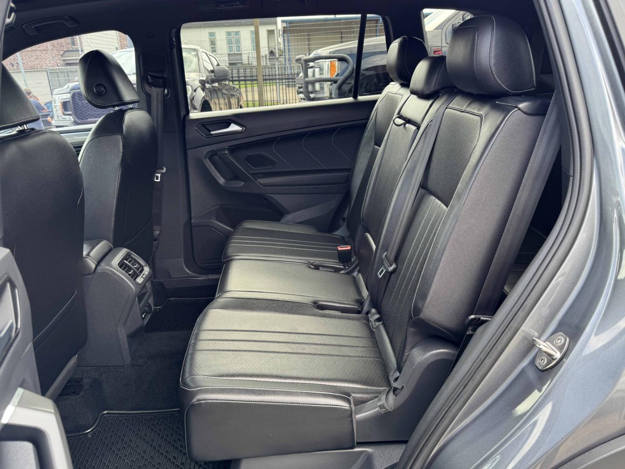 Volkswagen Tiguan  2022