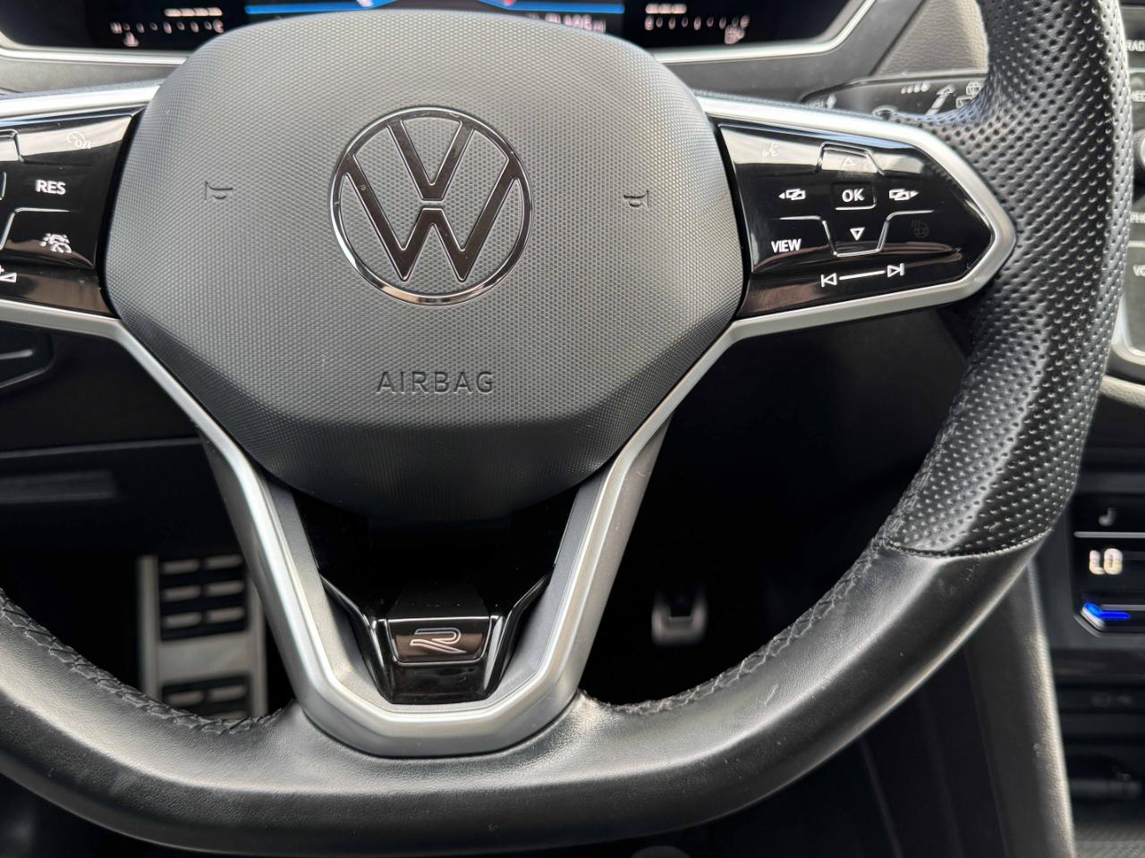 Volkswagen Tiguan  2022