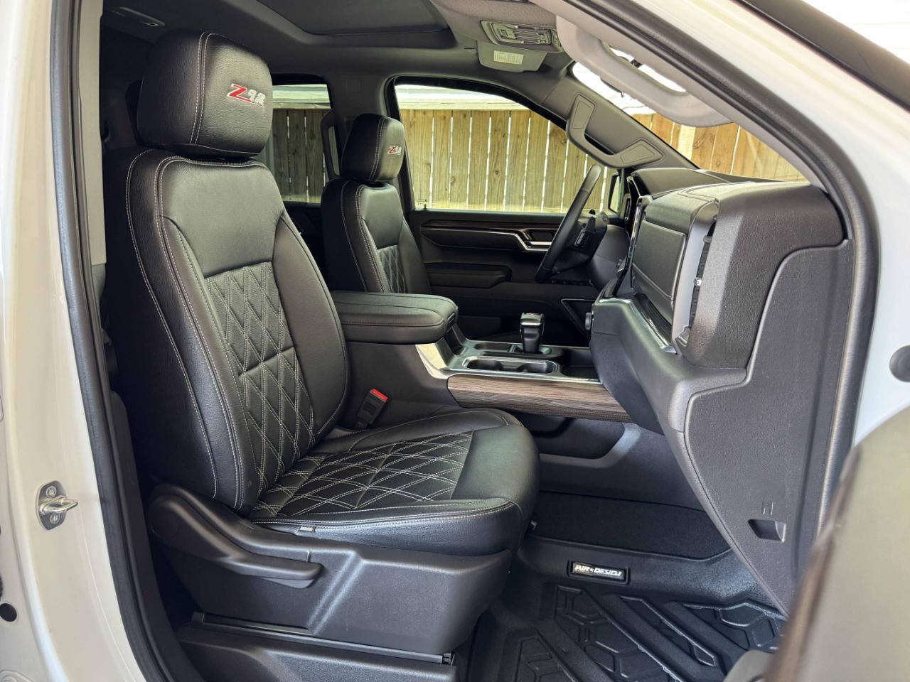 Chevrolet Silverado 1500 RST Crew Cab 4WD 2023