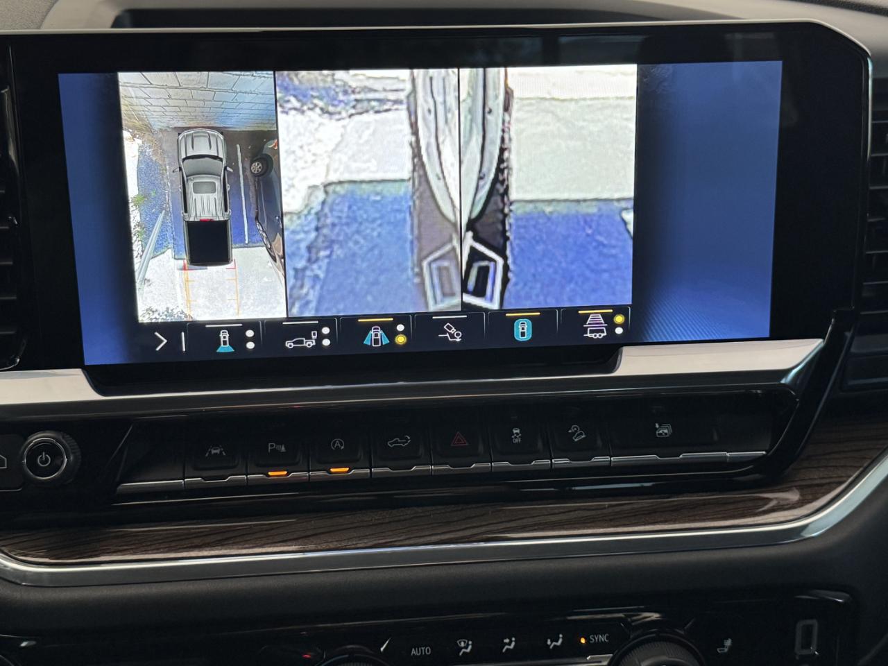 Chevrolet Silverado 1500 RST Crew Cab 4WD 2023