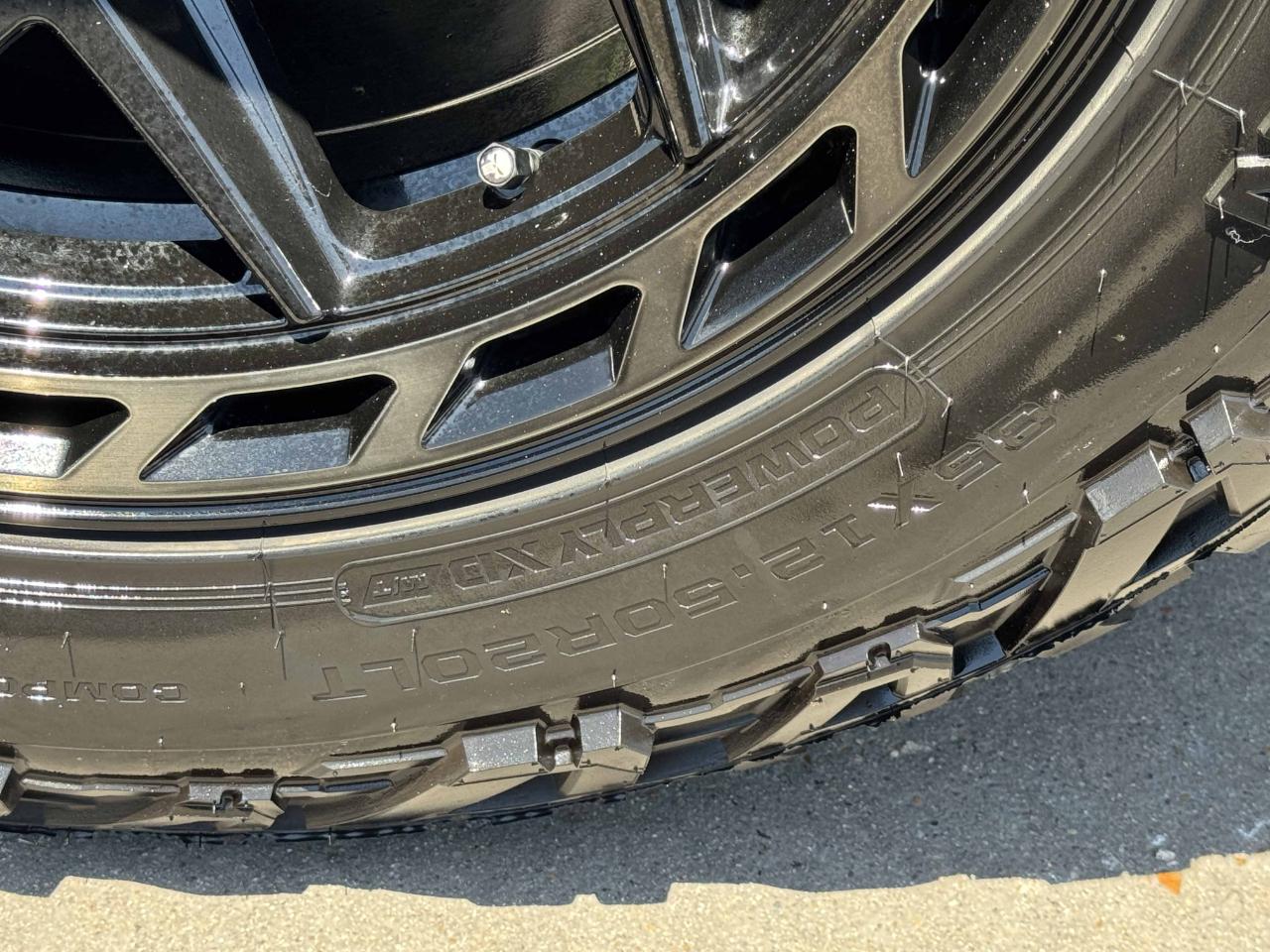Chevrolet Silverado 1500 RST Crew Cab 4WD 2023