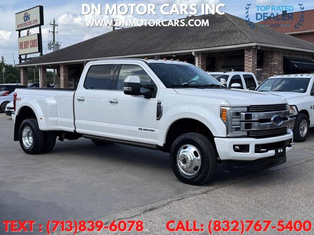 White 2019 Ford F-350 Super Duty Limited Crew Cab LB DRW 4WD Pickup Truck Four-Wheel Drive 6-Speed Automatic
