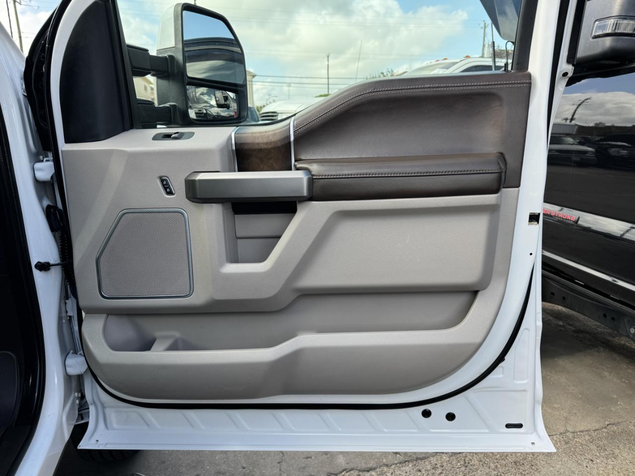 Ford Super Duty F-350 DRW  2019