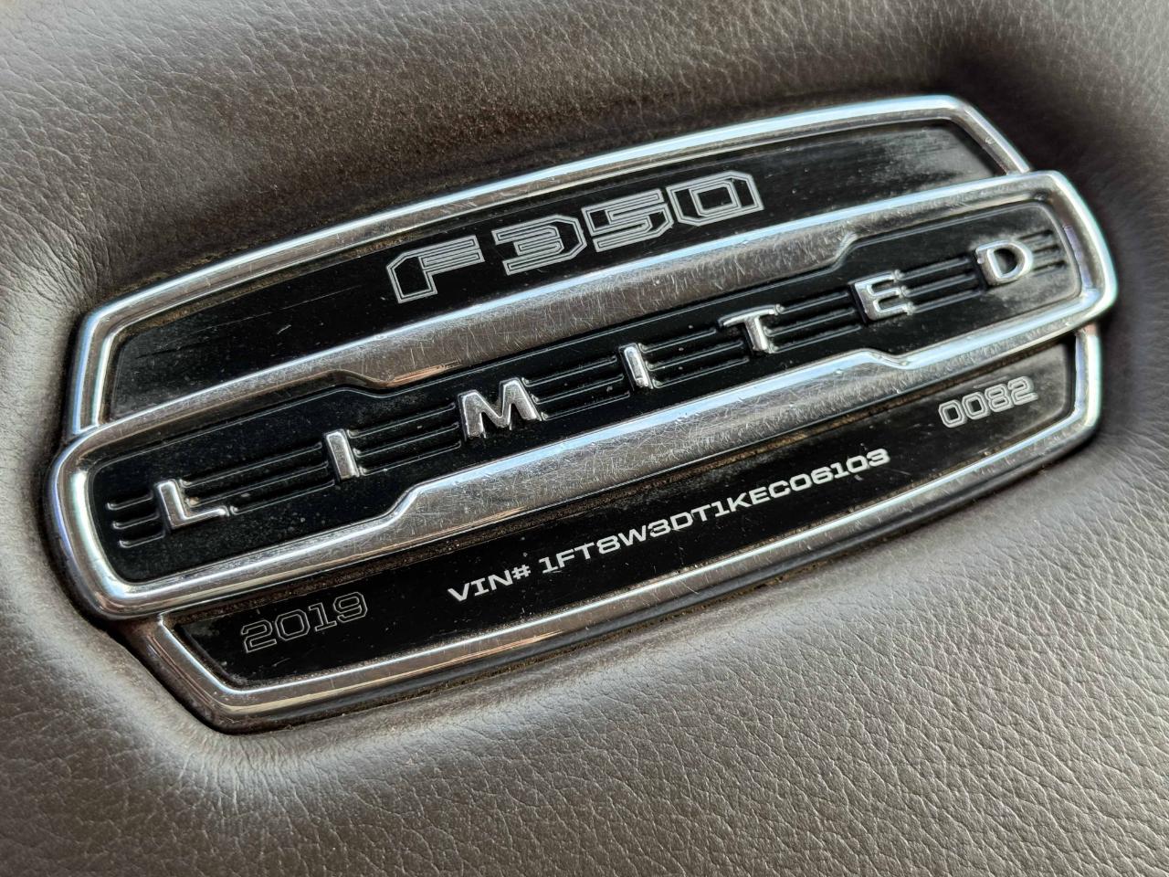 Ford Super Duty F-350 DRW  2019