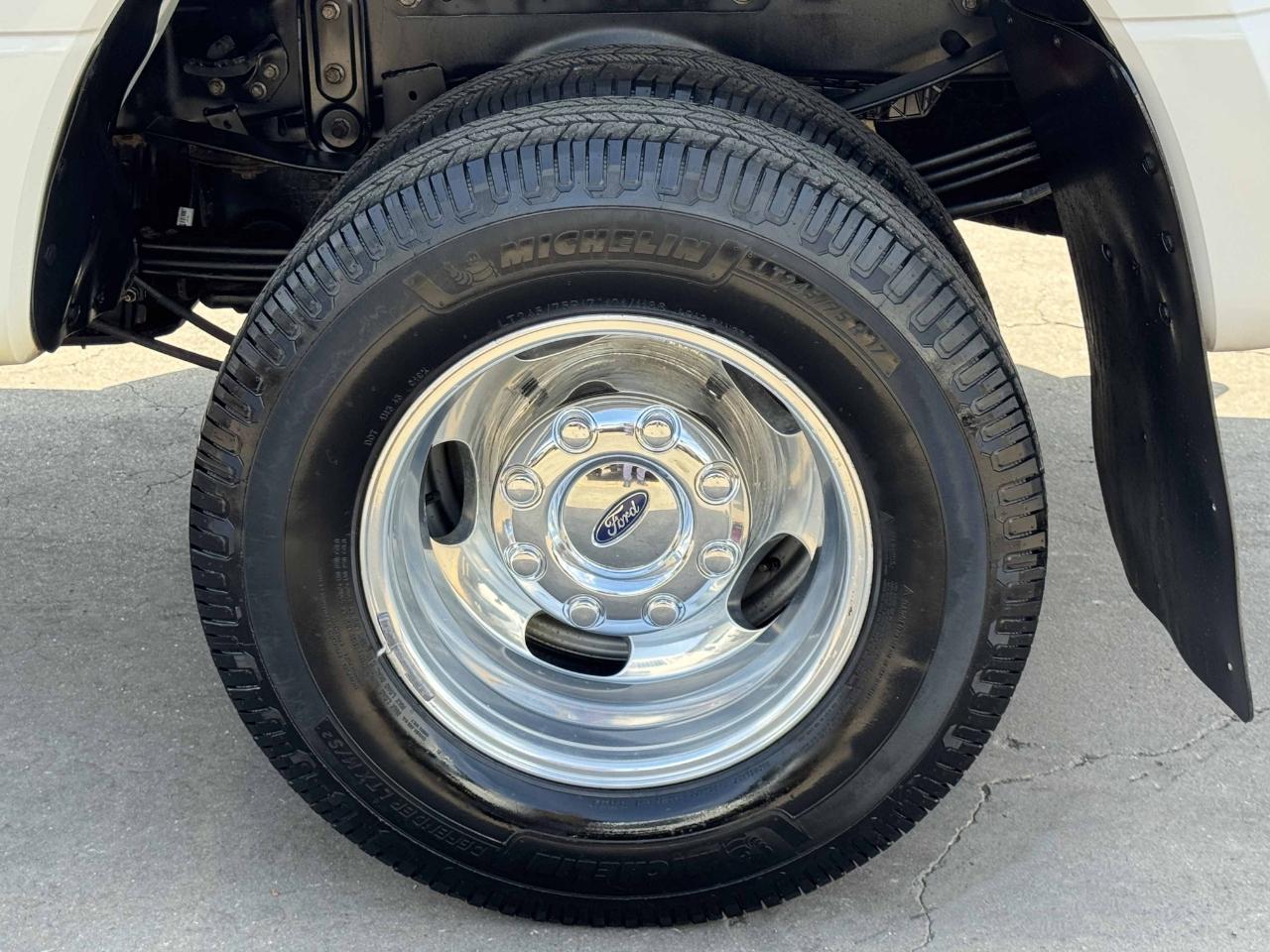 Ford Super Duty F-350 DRW  2019