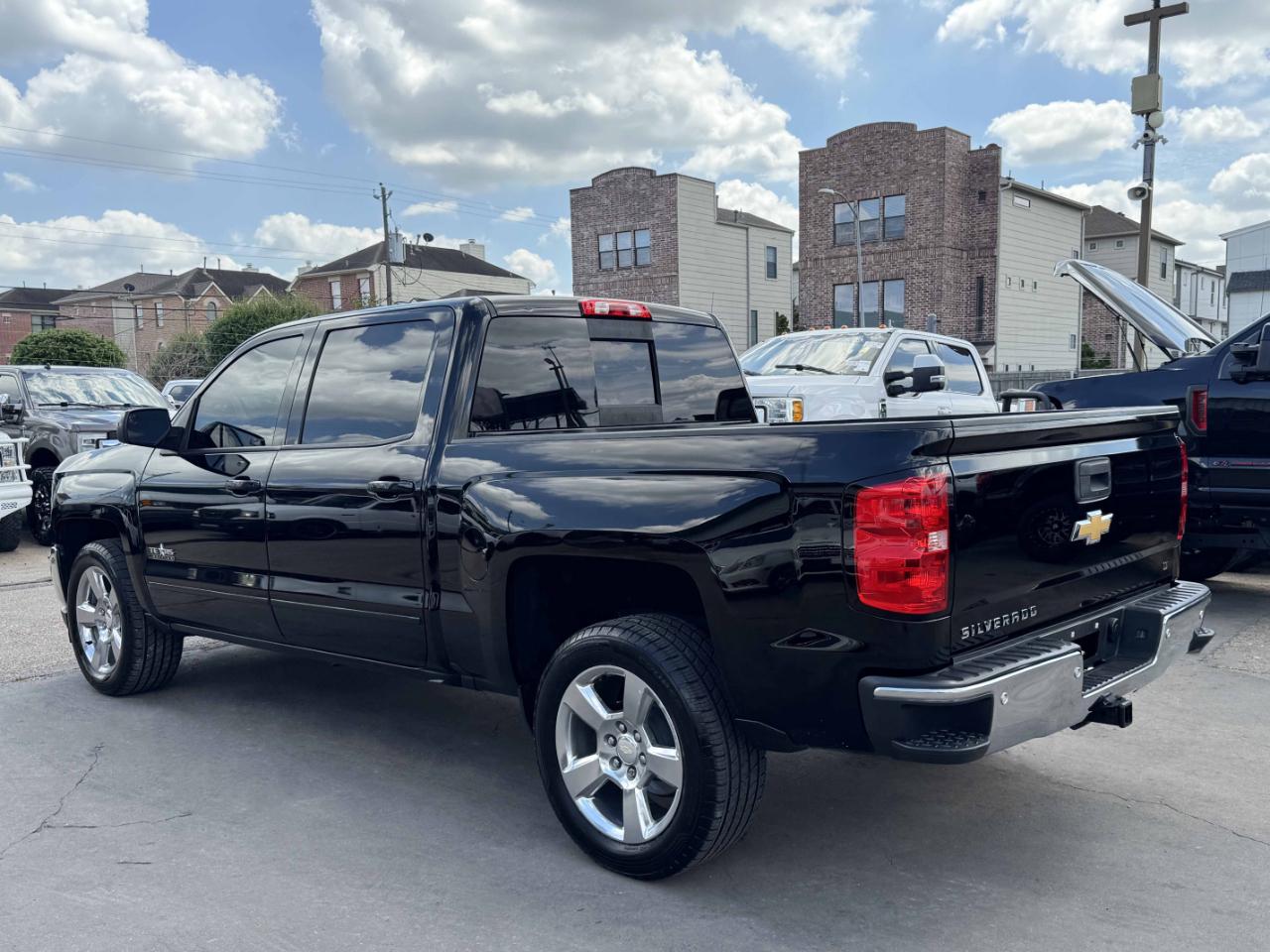 Chevrolet Silverado 1500 LT Crew Cab 2WD 2017