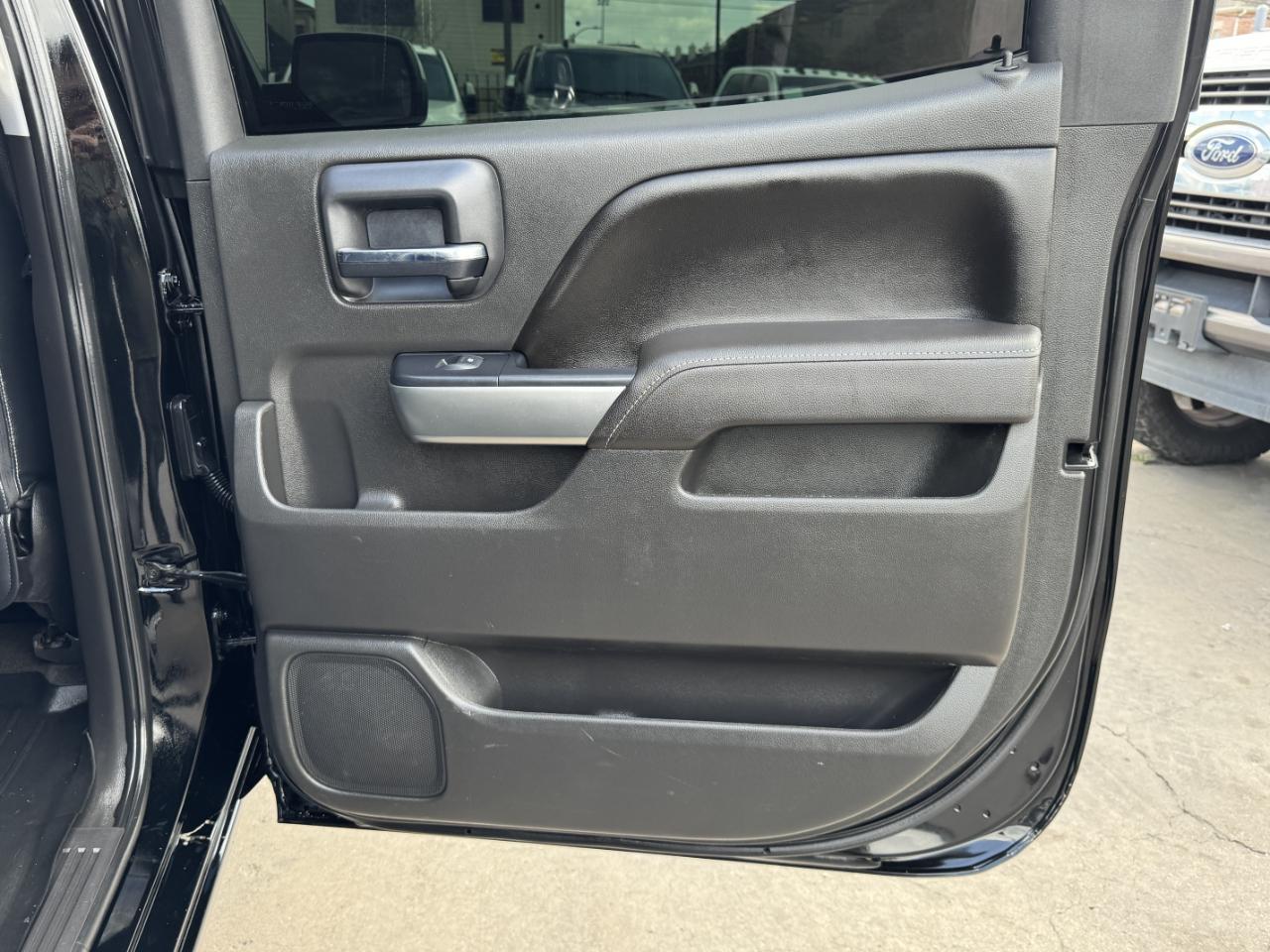 Chevrolet Silverado 1500 LT Crew Cab 2WD 2017
