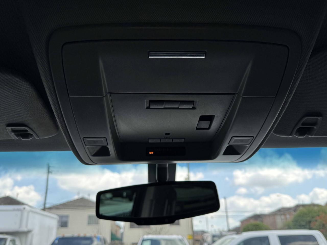 Chevrolet Silverado 1500 LT Crew Cab 2WD 2017