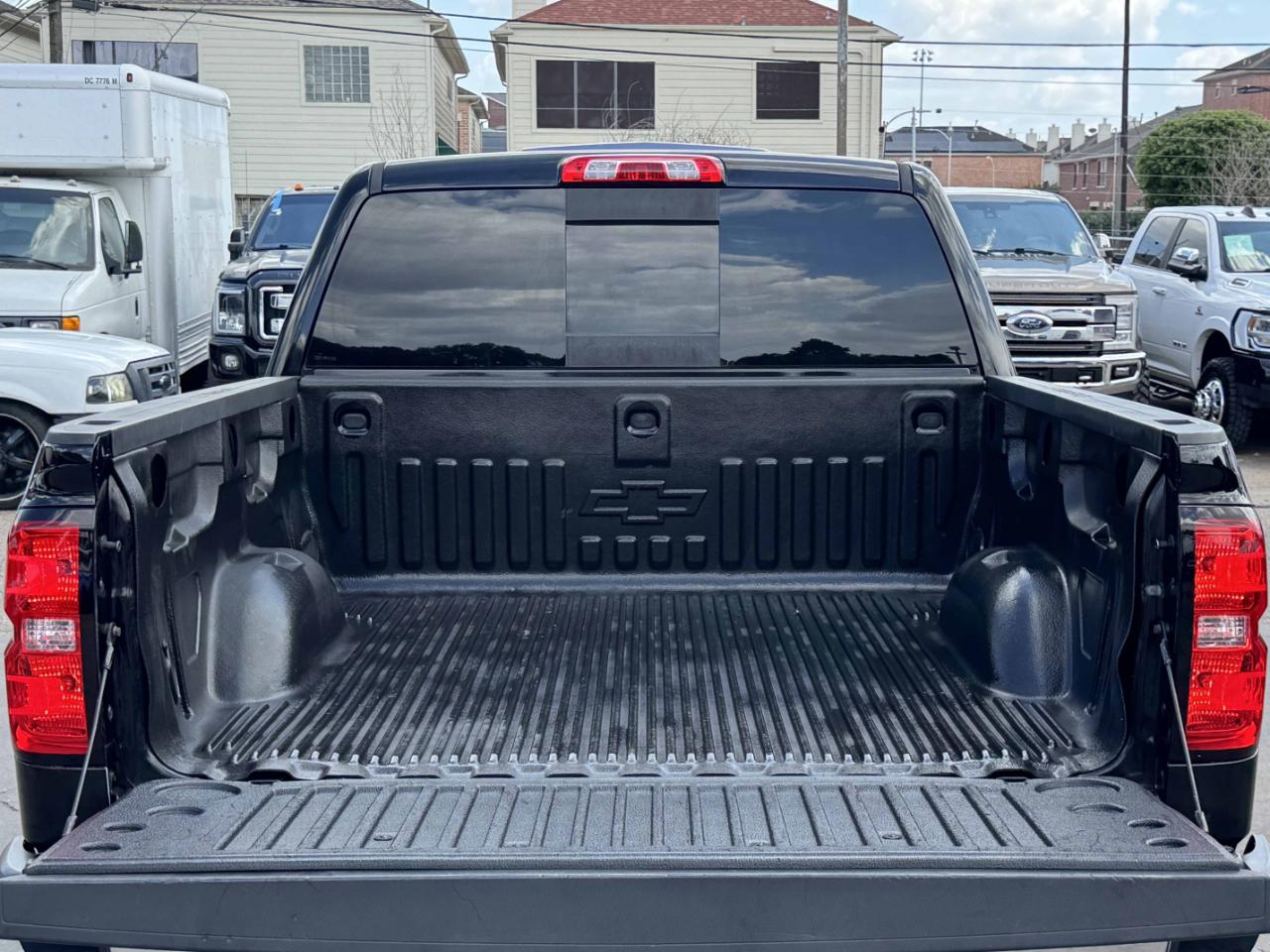 Chevrolet Silverado 1500 LT Crew Cab 2WD 2017