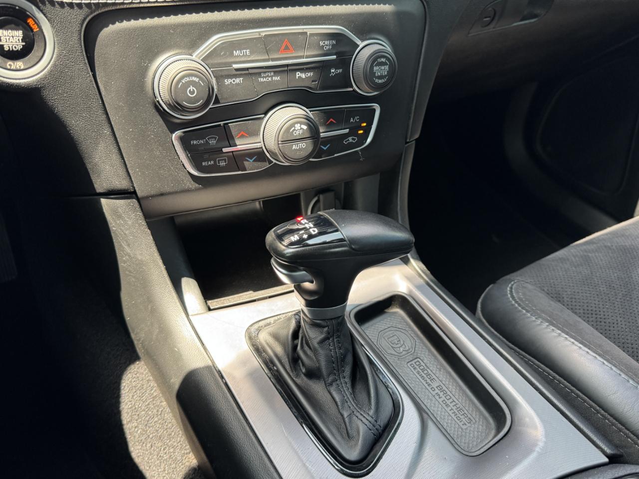 Dodge Charger  2022