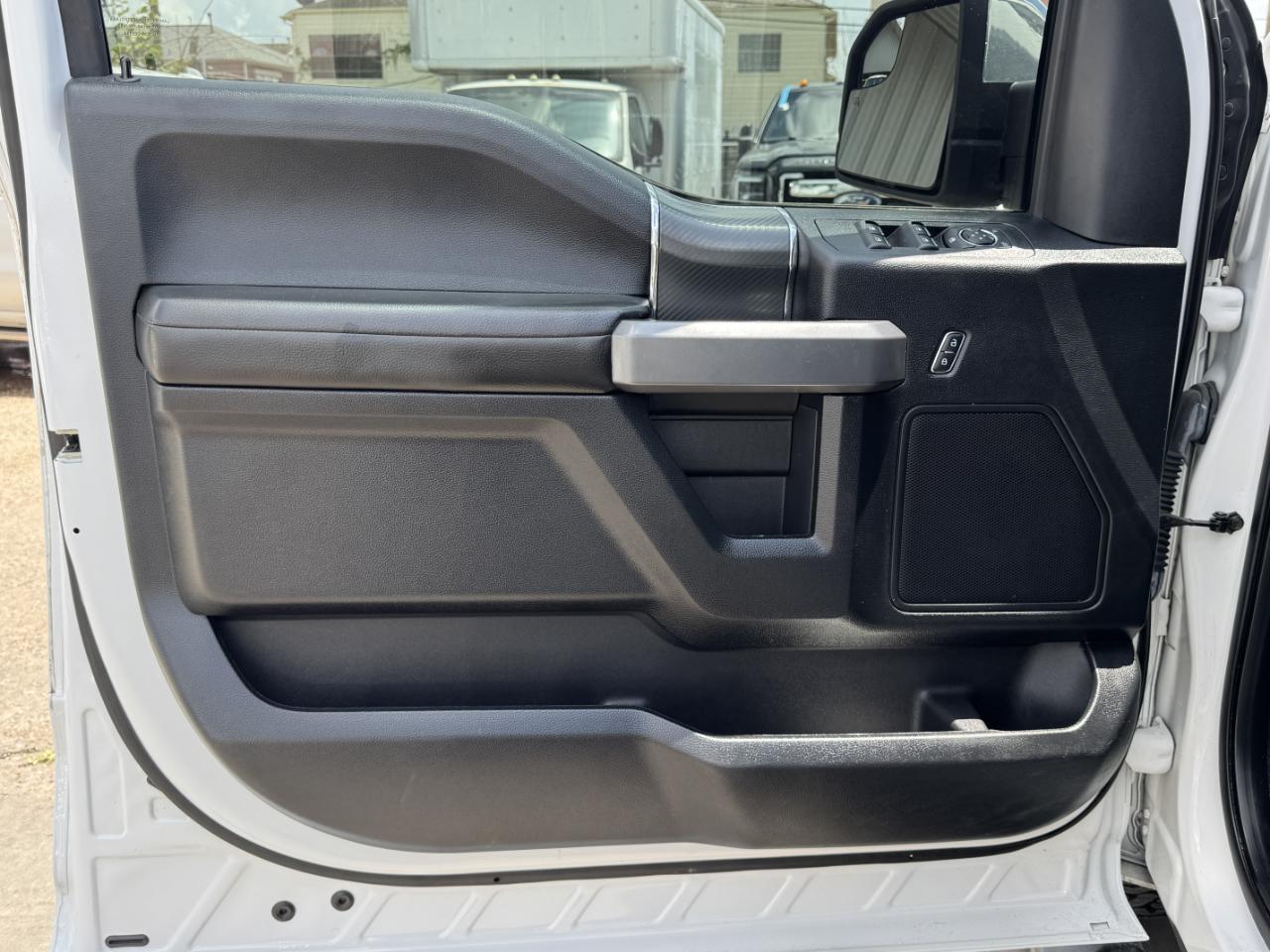 Ford F-150 XLT SuperCrew 4WD 2019