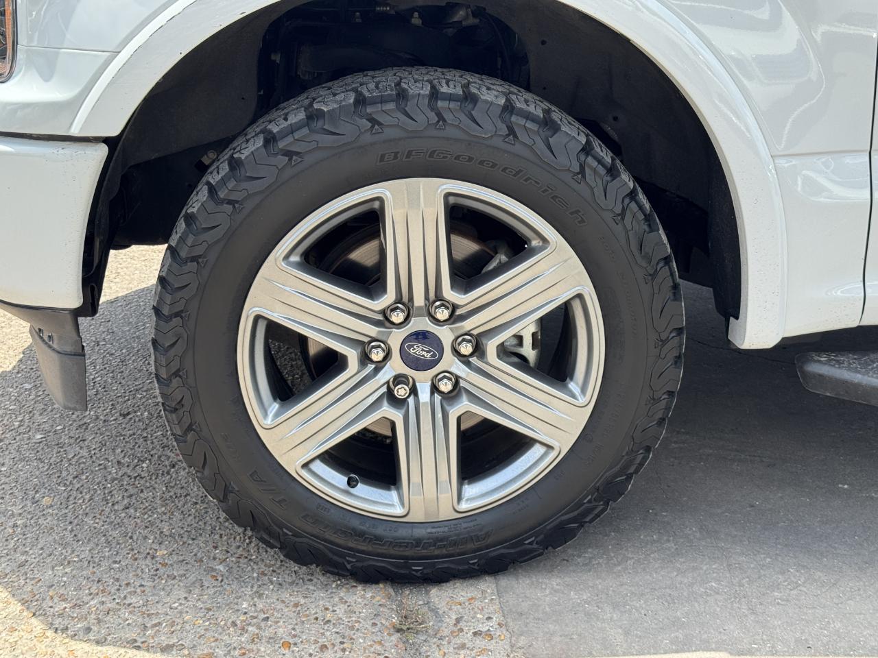 Ford F-150 XLT SuperCrew 4WD 2019