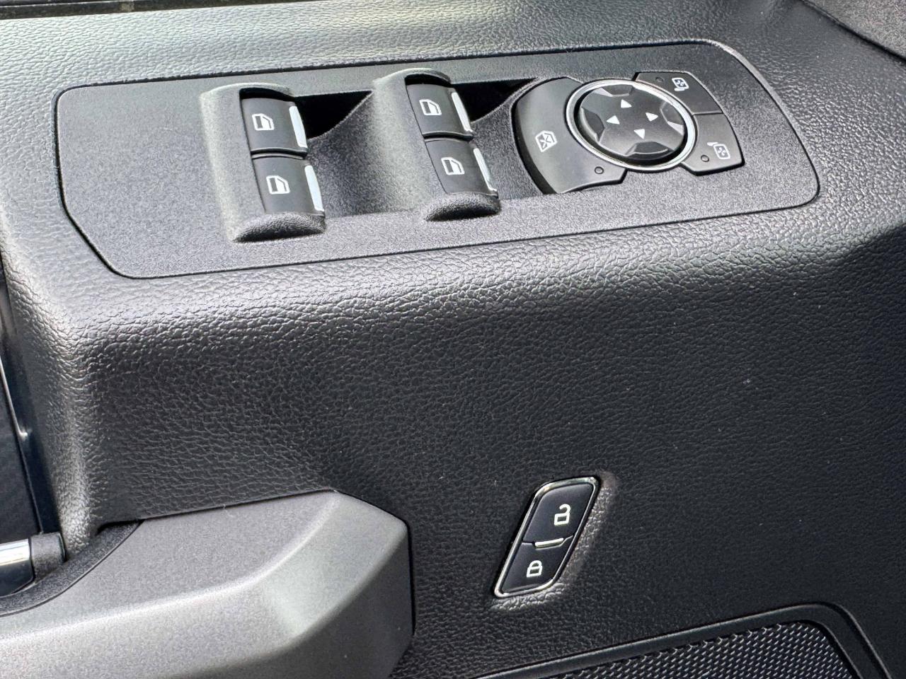 Ford F-150 XLT SuperCrew 4WD 2019