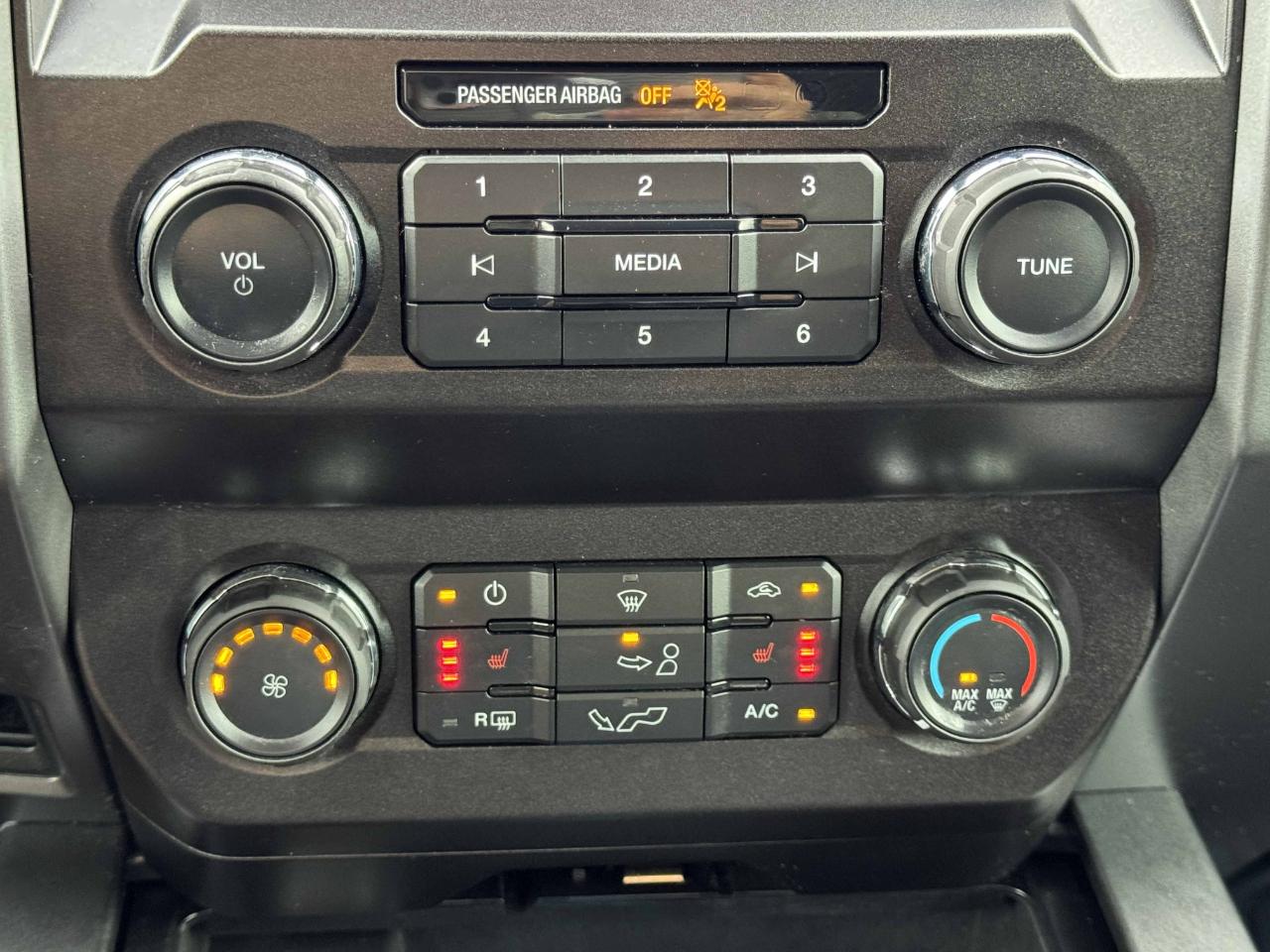 Ford F-150 XLT SuperCrew 4WD 2019