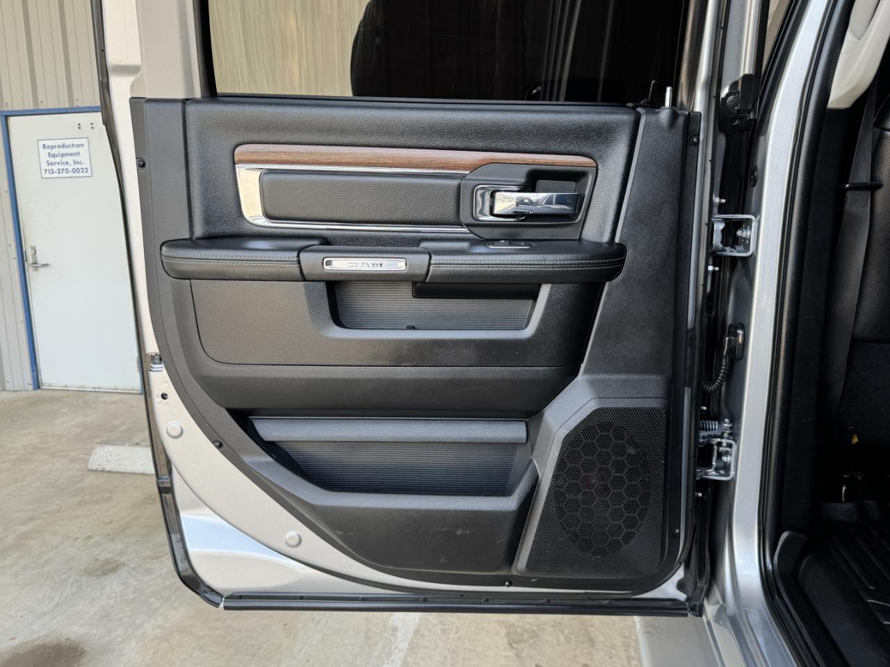 RAM 2500 Laramie Crew Cab 4WD 2017