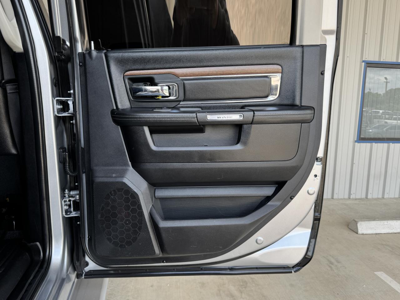 RAM 2500 Laramie Crew Cab 4WD 2017