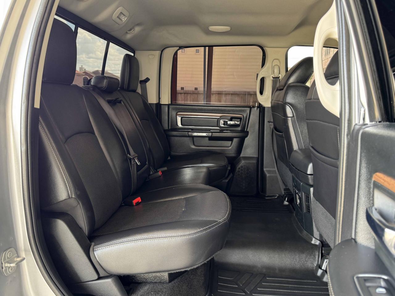 RAM 2500 Laramie Crew Cab 4WD 2017