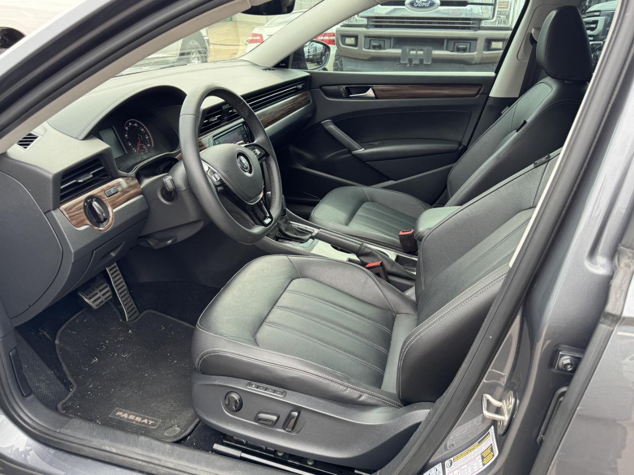Volkswagen Passat  2022