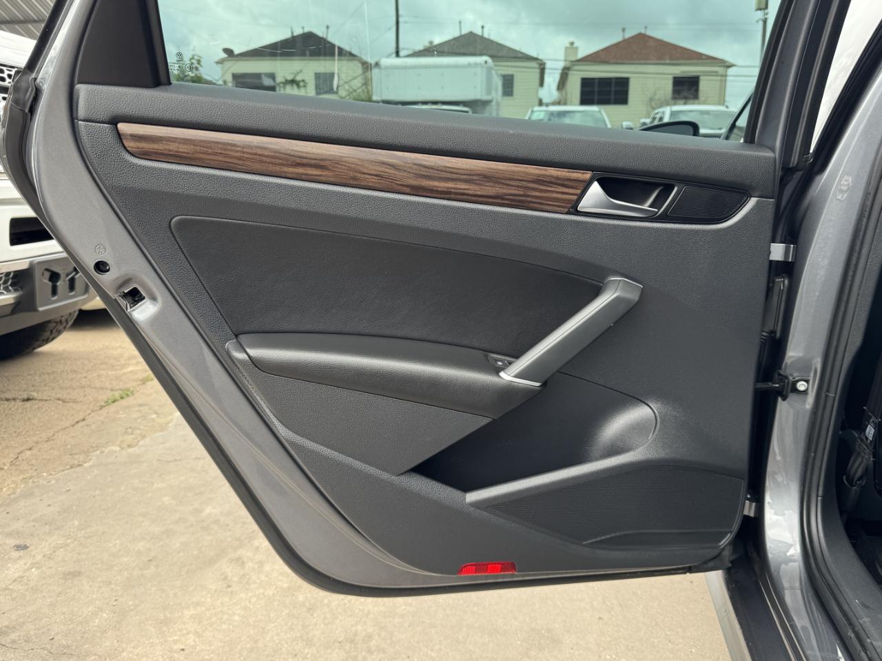 Volkswagen Passat  2022