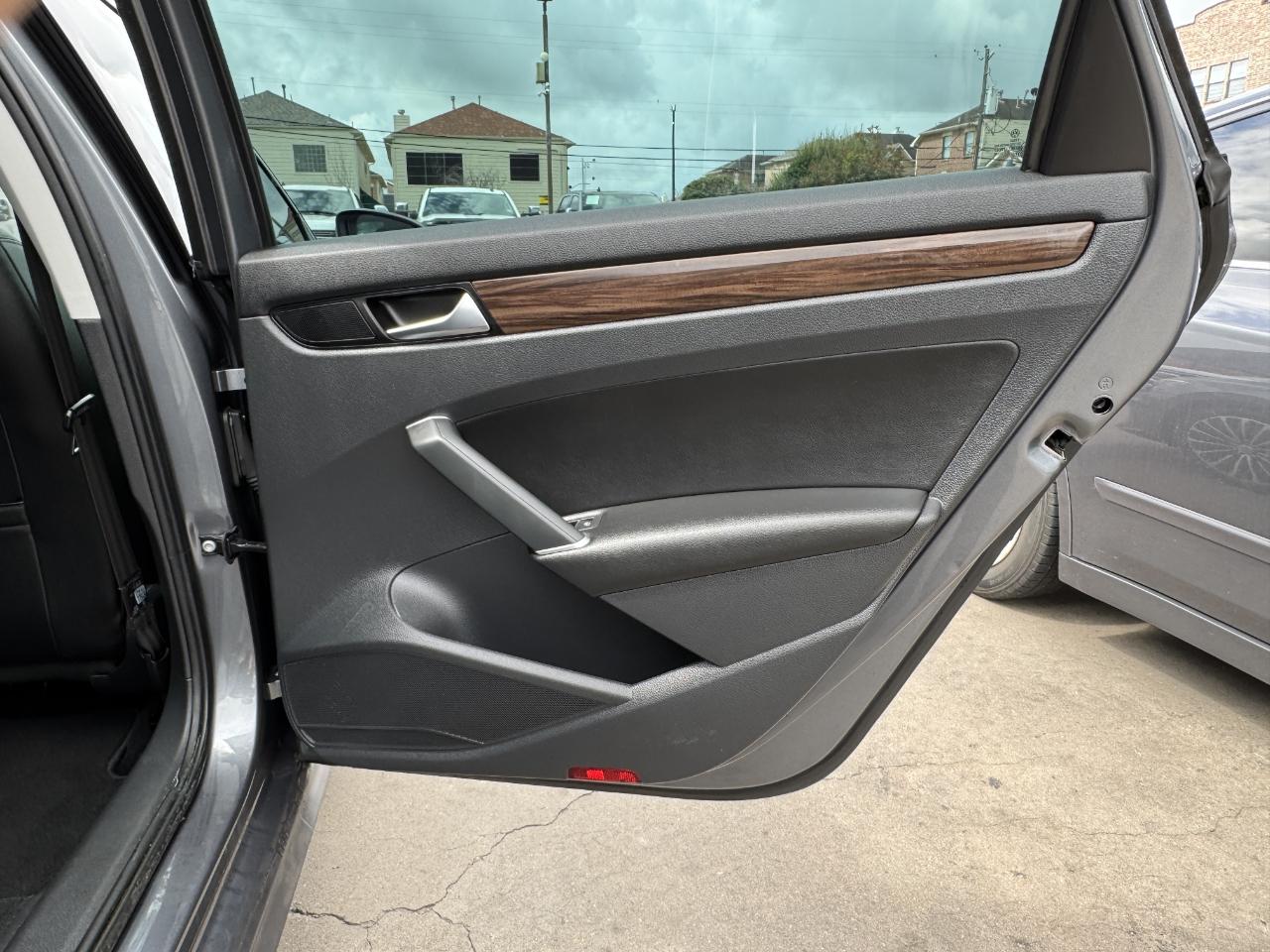 Volkswagen Passat  2022