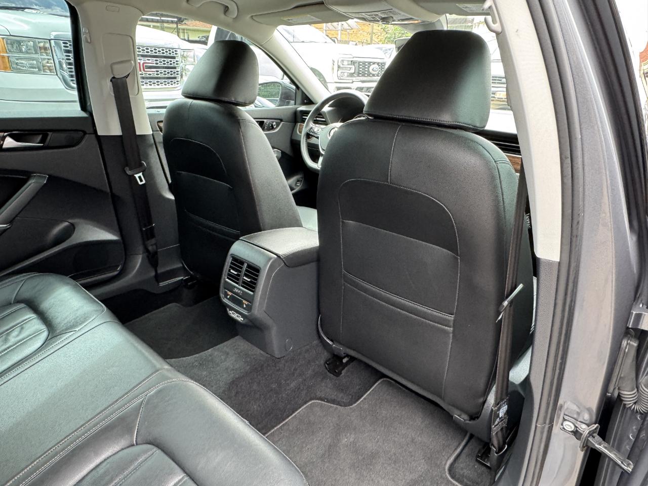 Volkswagen Passat  2022