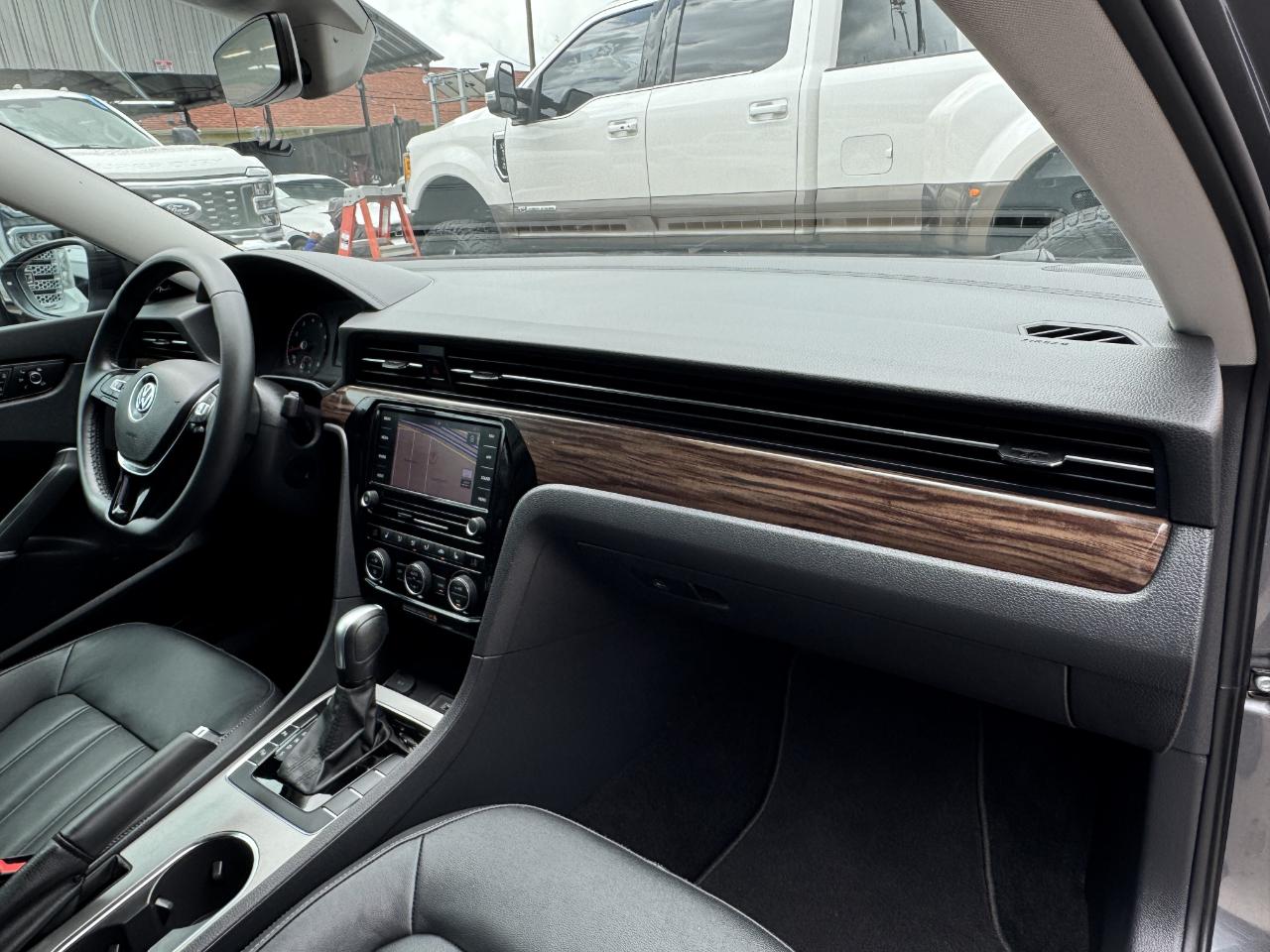 Volkswagen Passat  2022