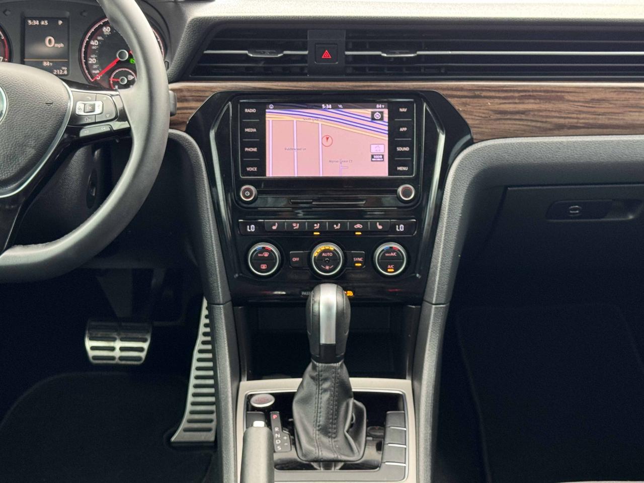 Volkswagen Passat  2022