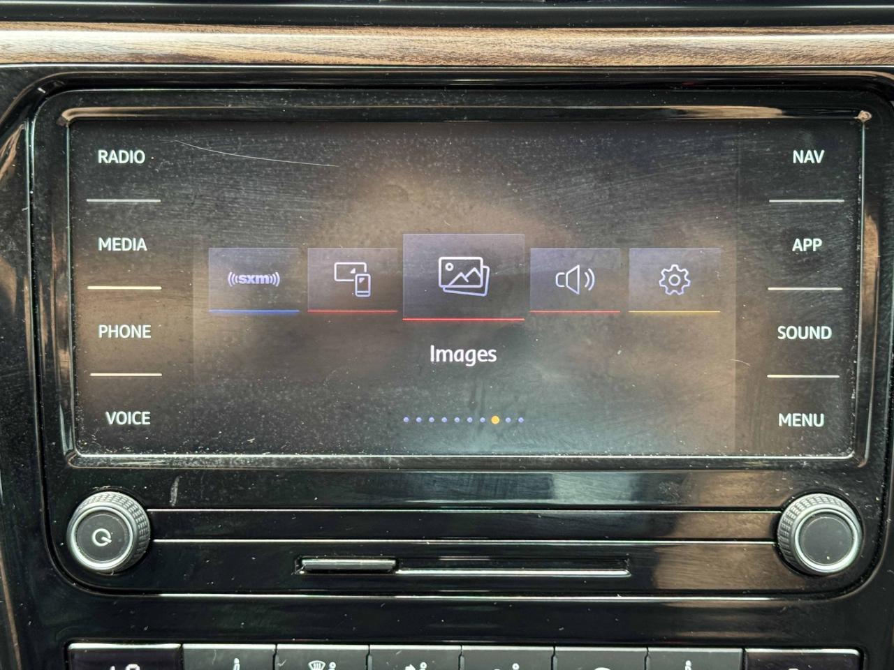 Volkswagen Passat  2022