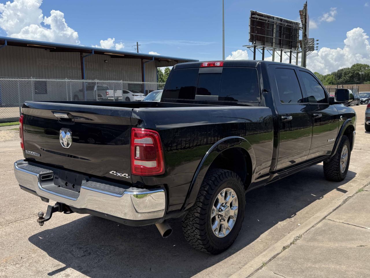 RAM 3500 Laramie Crew Cab 4WD 2019