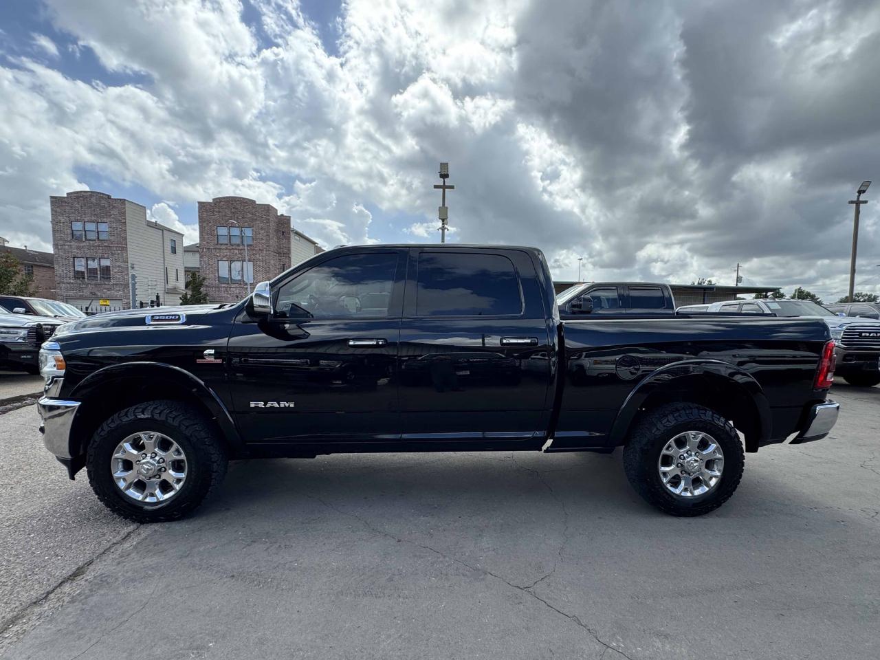 RAM 3500 Laramie Crew Cab 4WD 2019