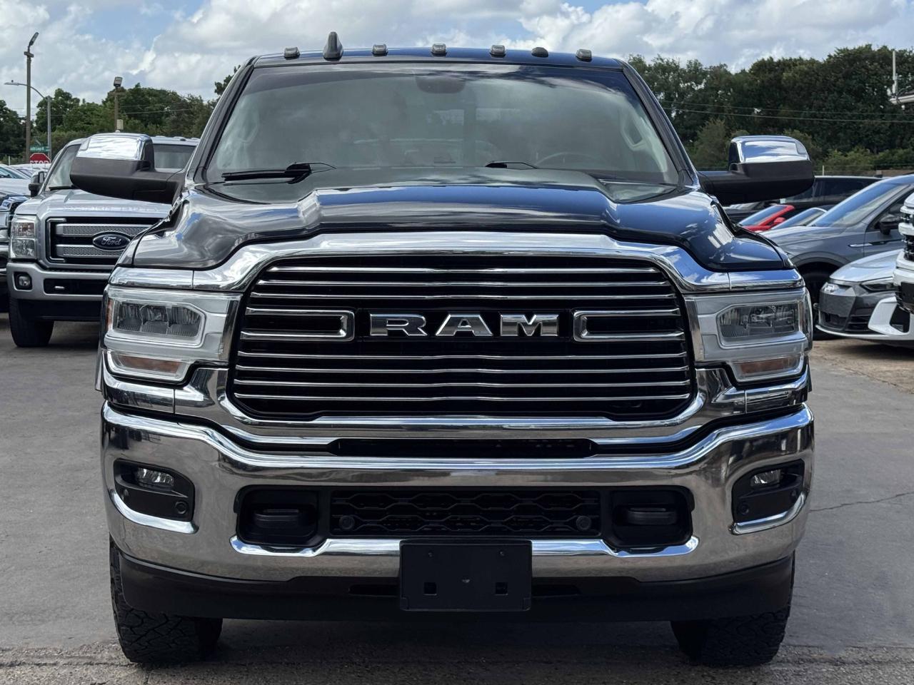 RAM 3500 Laramie Crew Cab 4WD 2019
