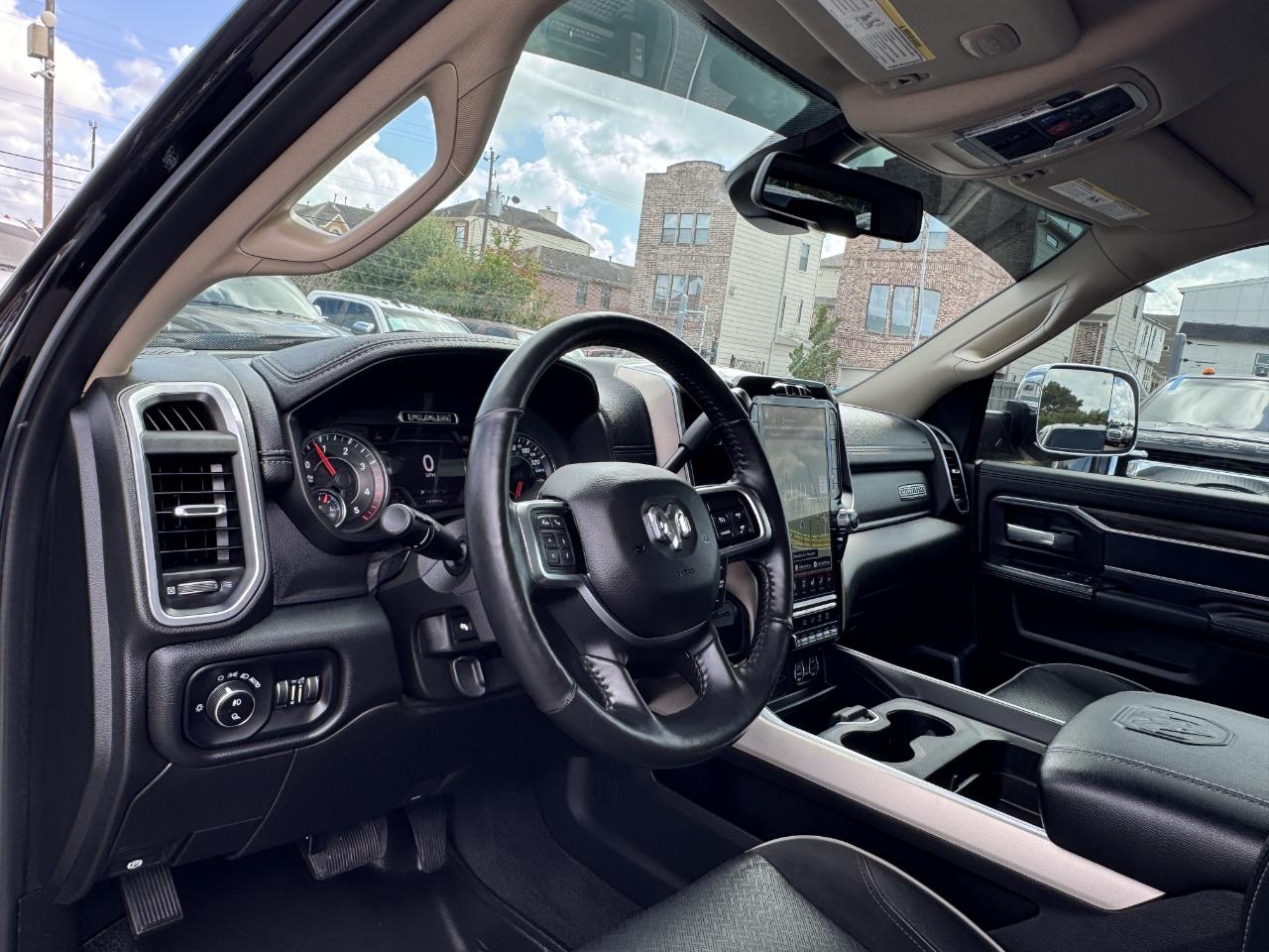 RAM 3500 Laramie Crew Cab 4WD 2019