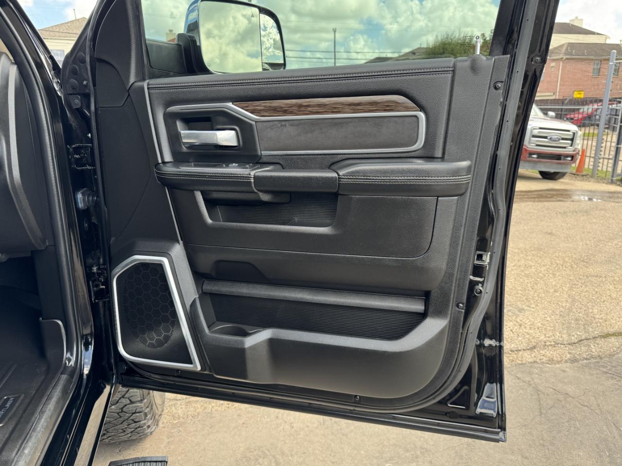 RAM 3500 Laramie Crew Cab 4WD 2019