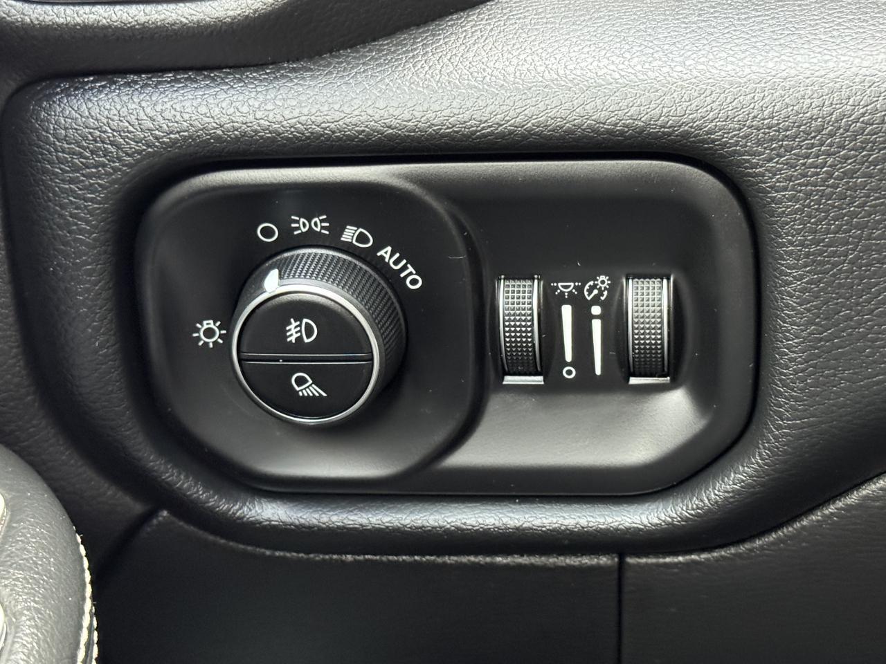 RAM 3500 Laramie Crew Cab 4WD 2019