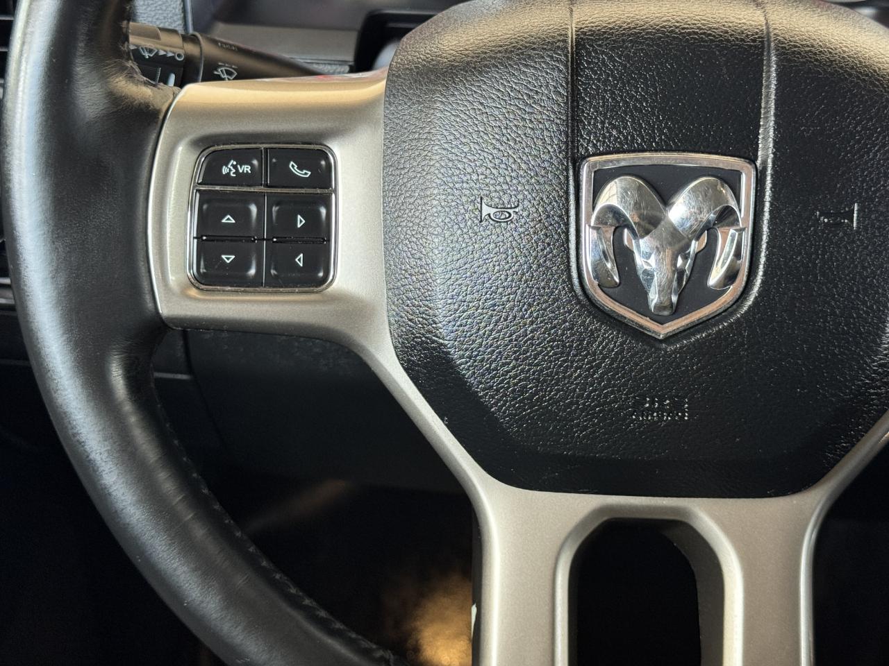 RAM 2500 Laramie Crew Cab 4WD 2016