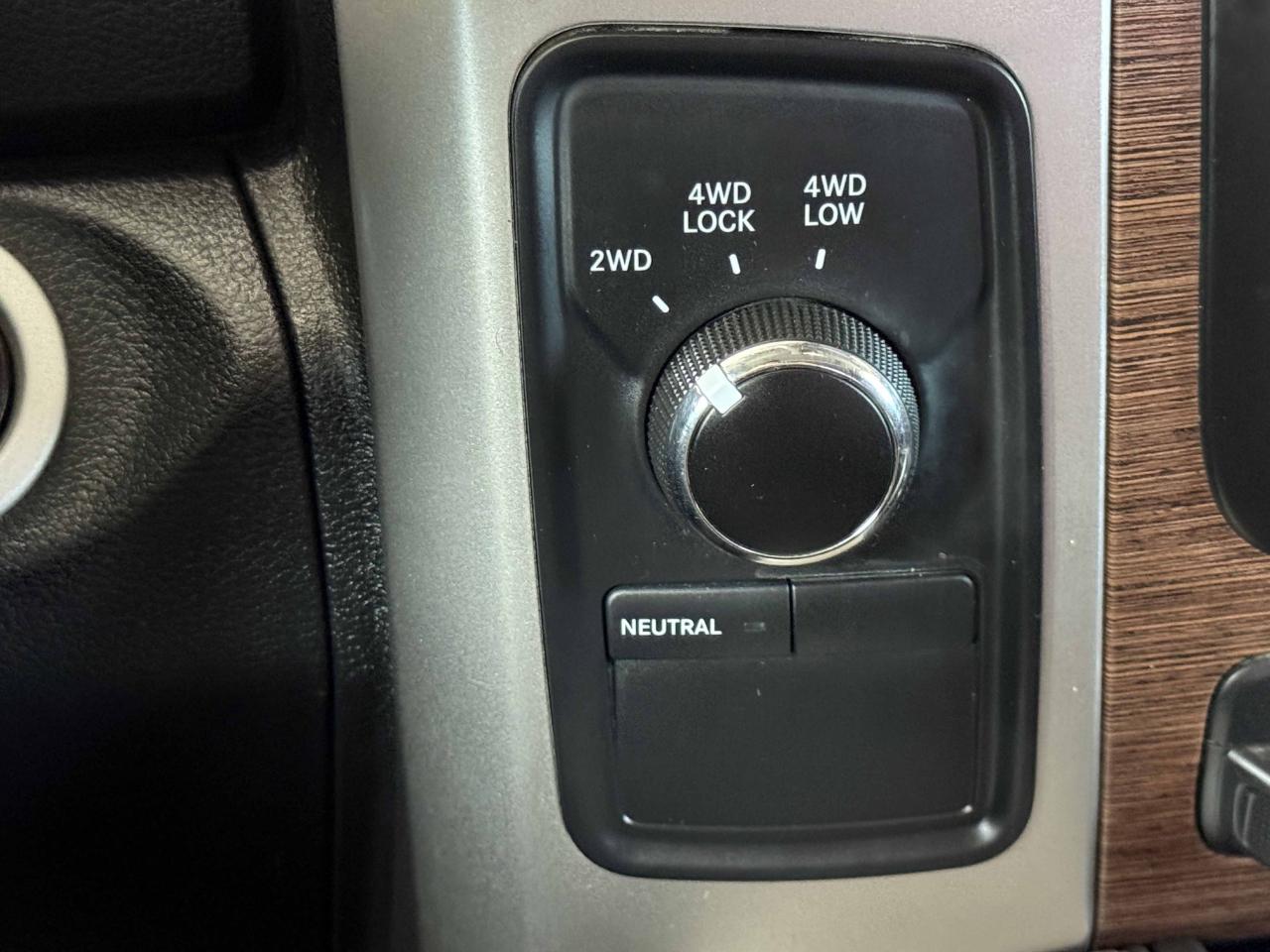 RAM 2500 Laramie Crew Cab 4WD 2016