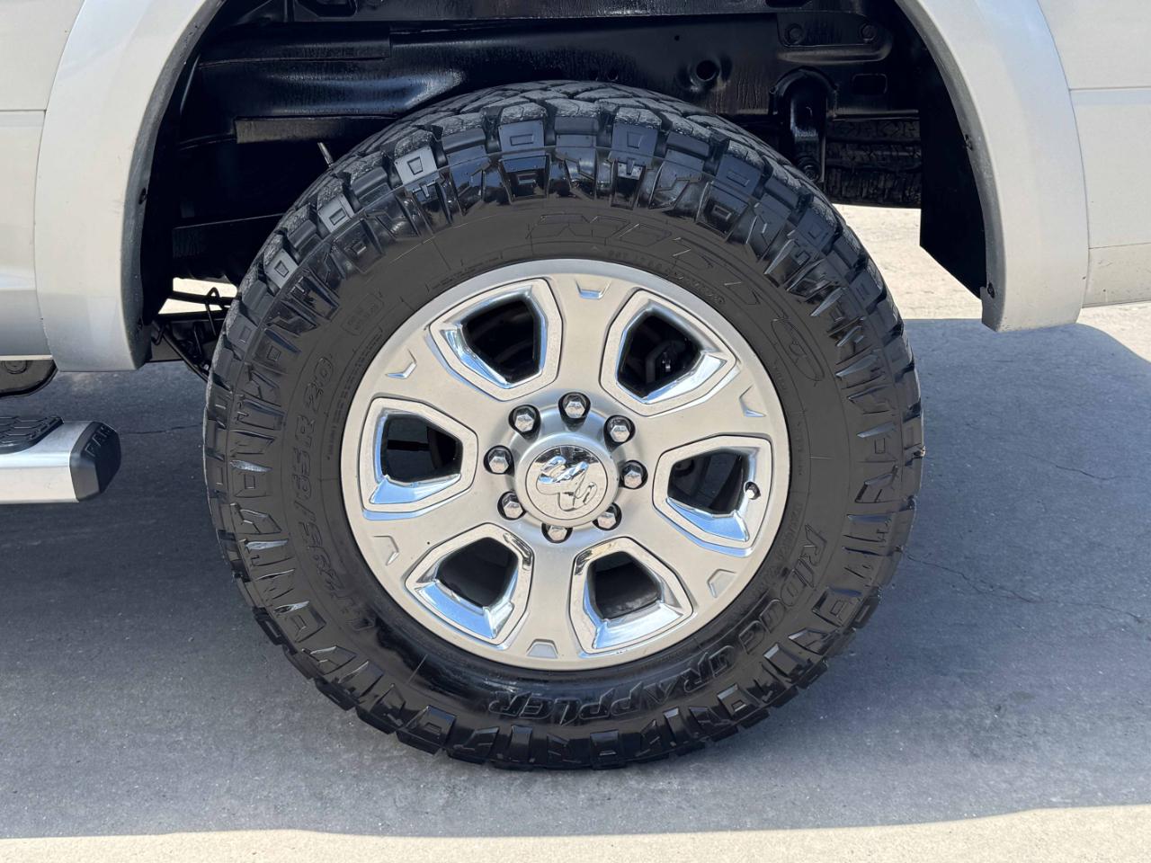 RAM 2500 Laramie Crew Cab 4WD 2016
