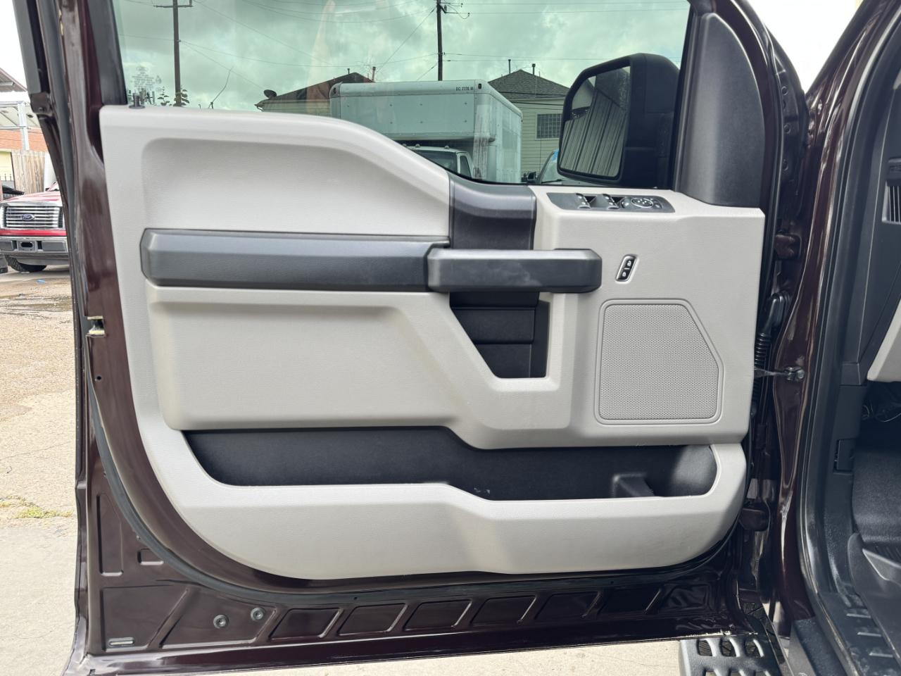 Ford F-150 STX SuperCrew 4WD 2018