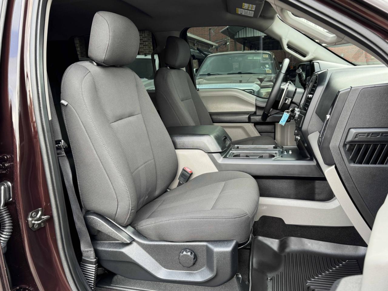 Ford F-150 STX SuperCrew 4WD 2018