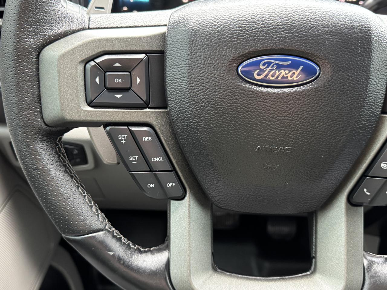 Ford F-150 STX SuperCrew 4WD 2018