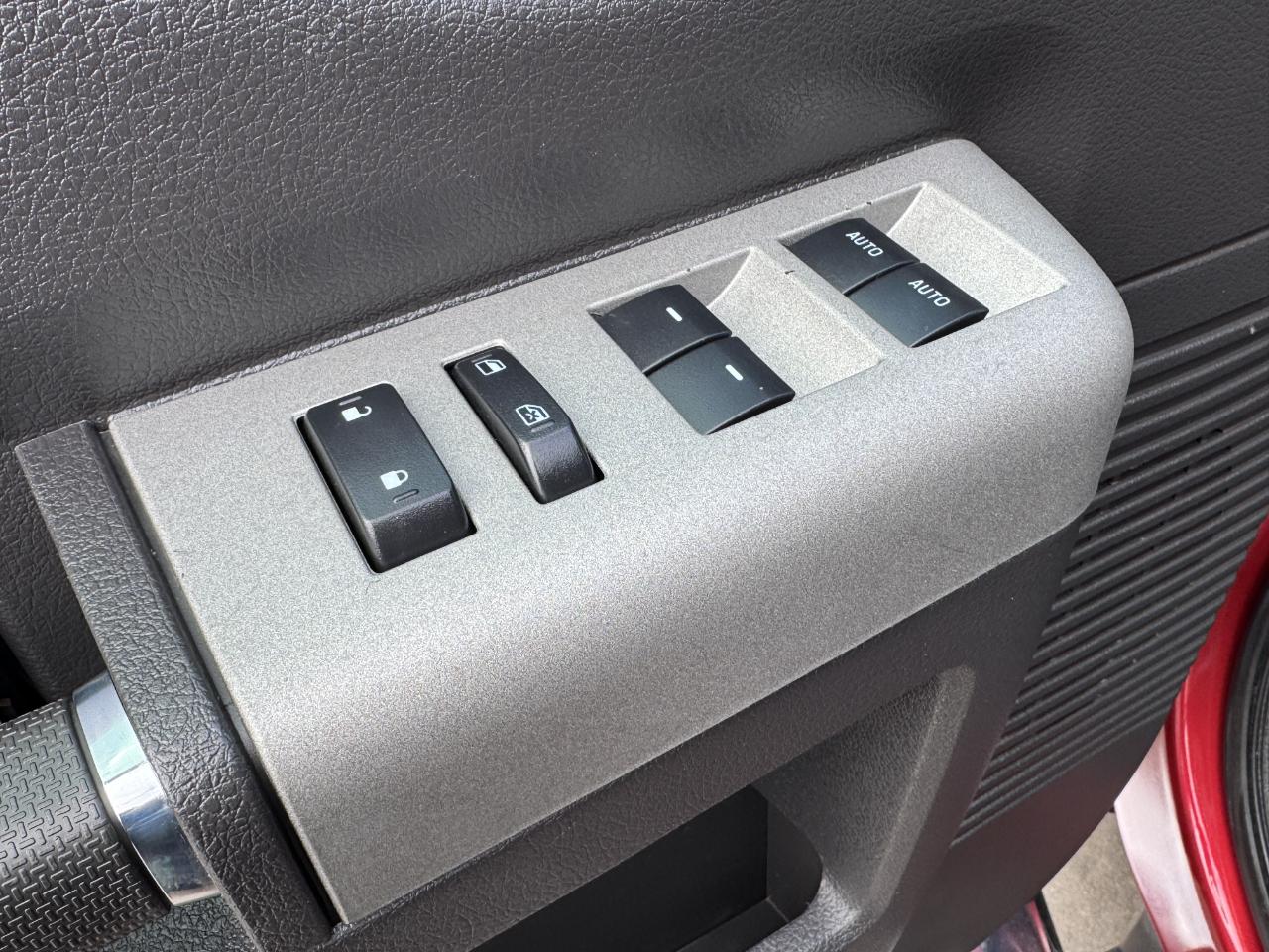 Ford Super Duty F-250 SRW  2015