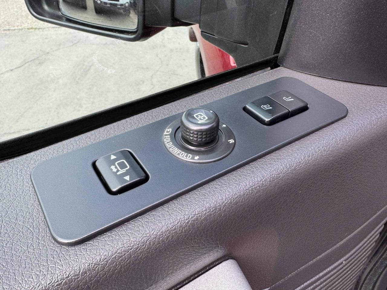 Ford Super Duty F-250 SRW  2015