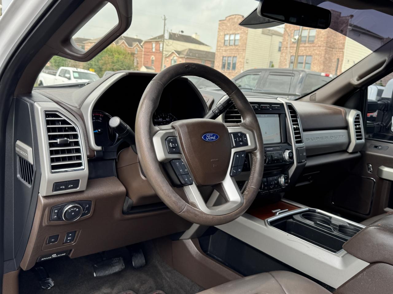 Ford Super Duty F-350 DRW  2017