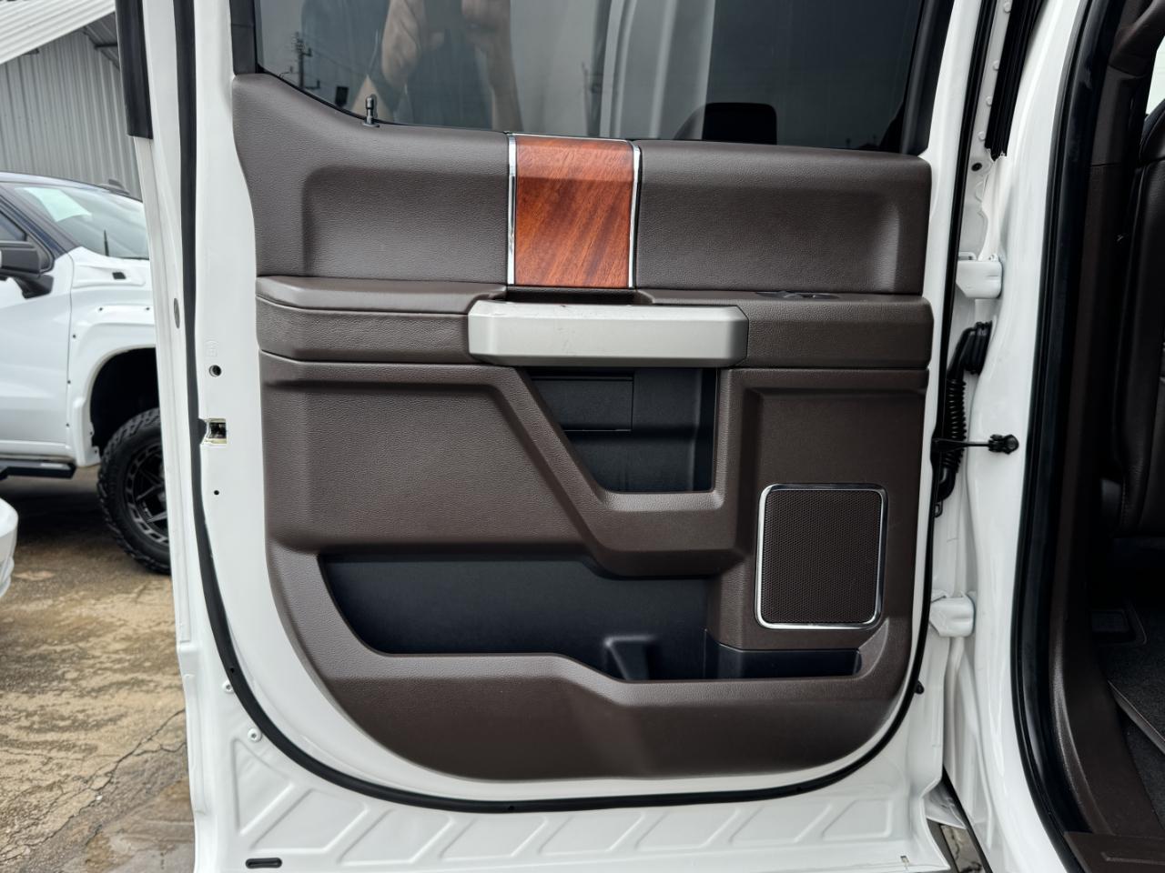 Ford Super Duty F-350 DRW  2017