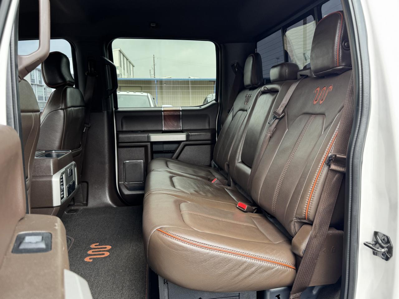 Ford Super Duty F-350 DRW  2017