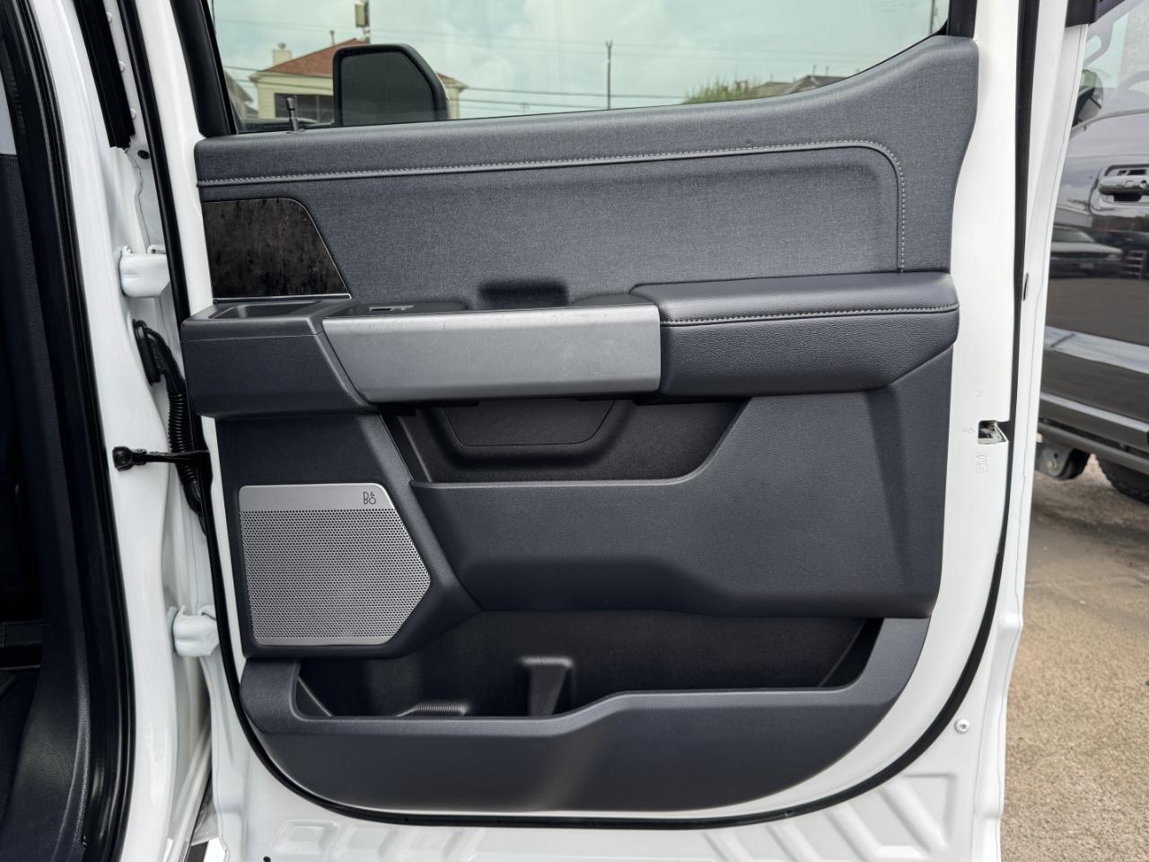 Ford Super Duty F-350 DRW  2024