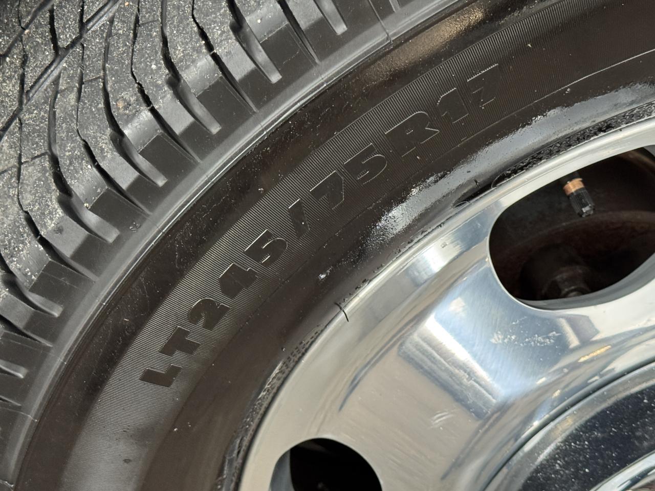 Ford Super Duty F-350 DRW  2024