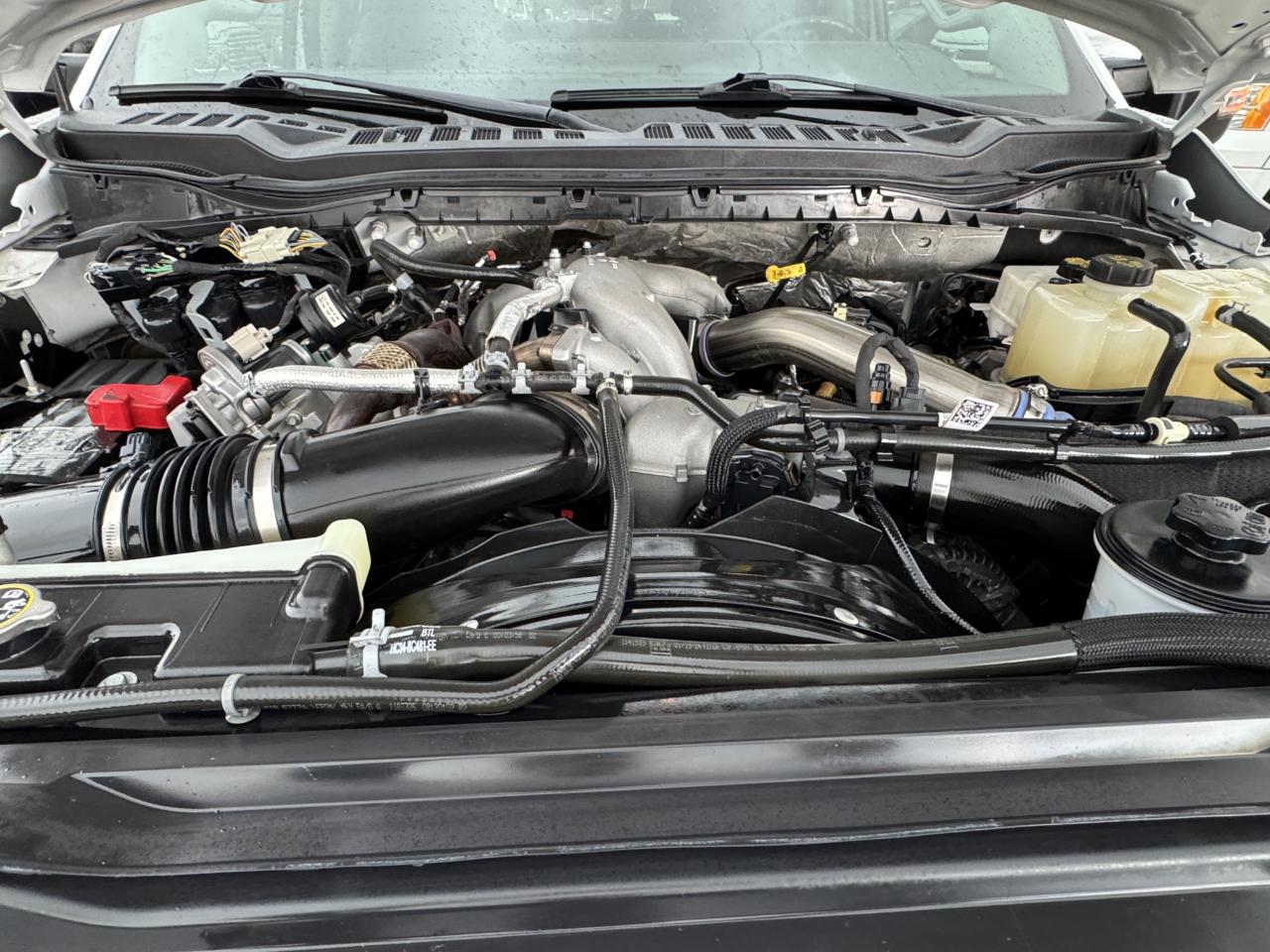 Ford Super Duty F-350 DRW  2024