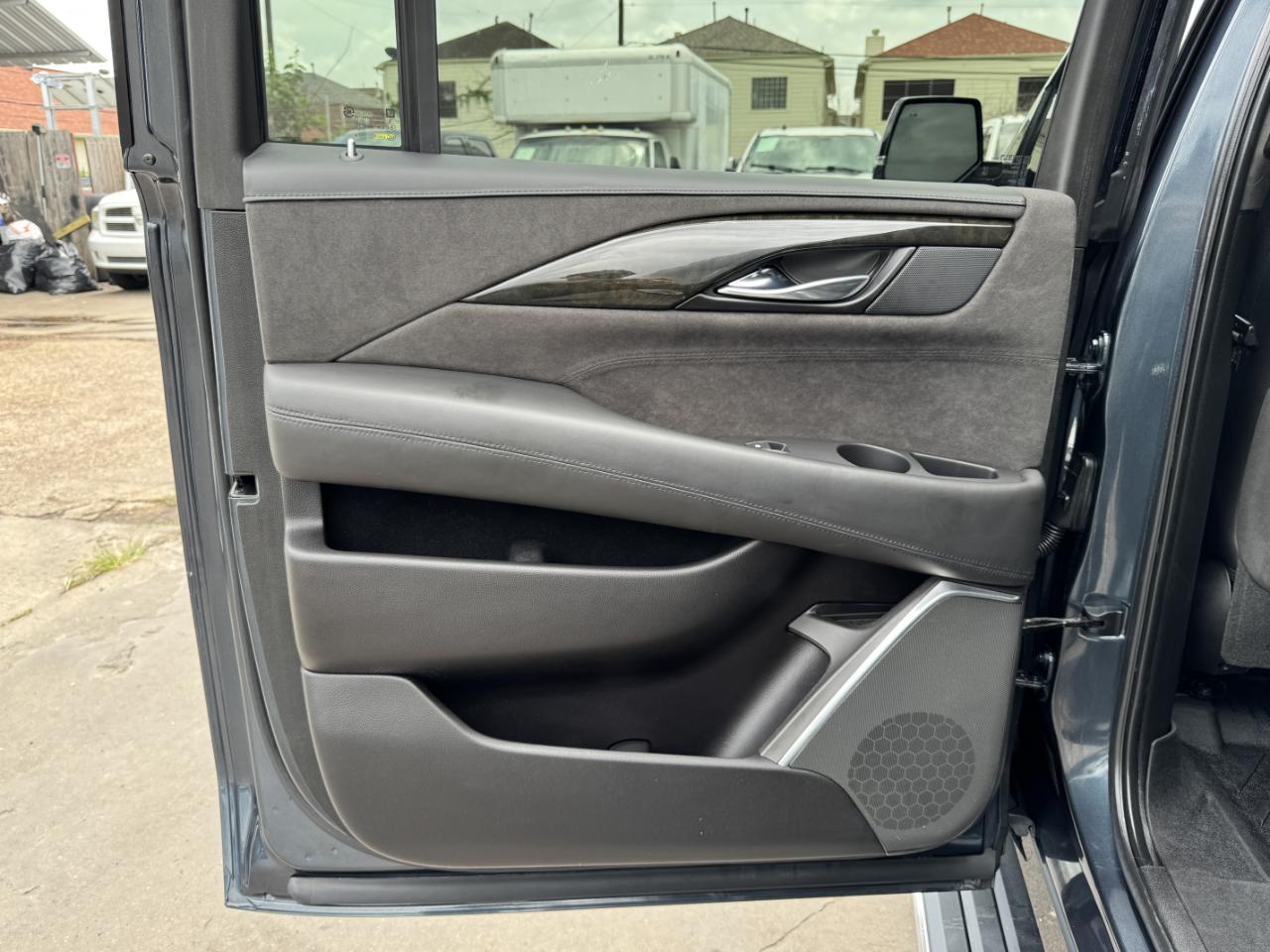 Cadillac Escalade ESV  2019