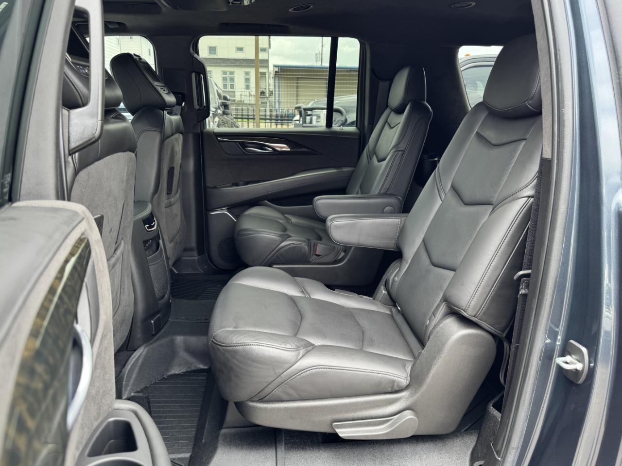Cadillac Escalade ESV  2019